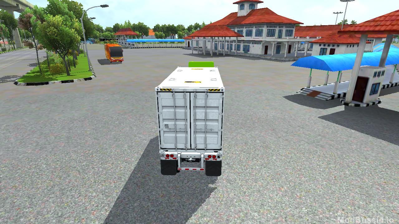 Photo of Hino 700 Peti Kemas MAH Channel 6