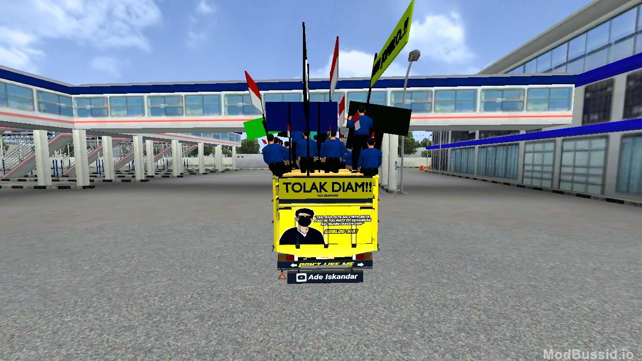 Photo of TRUK MUATAN DEMO 5