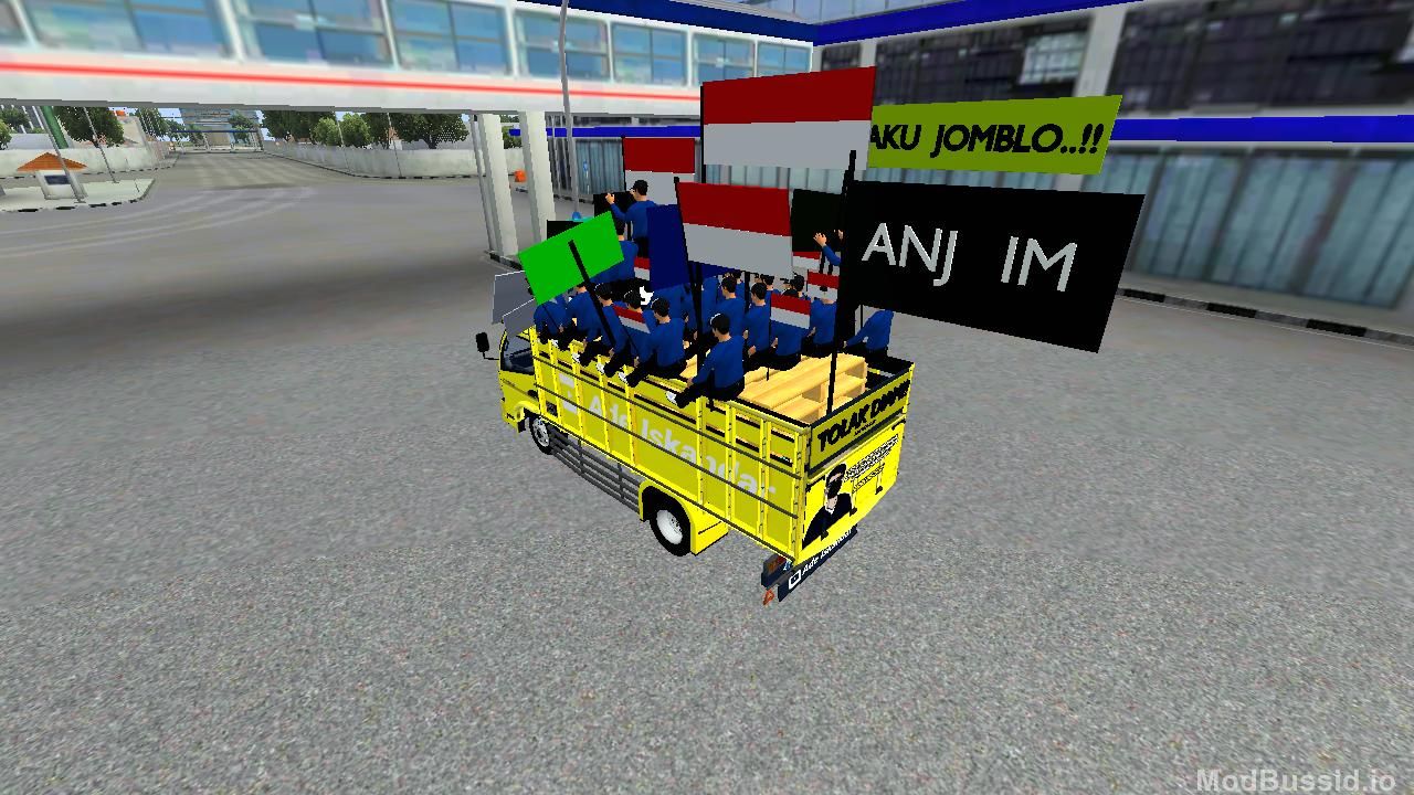 Photo of TRUK MUATAN DEMO 4