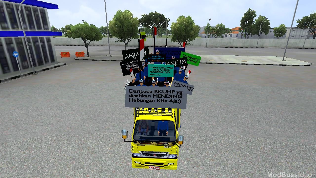 Photo of TRUK MUATAN DEMO 1