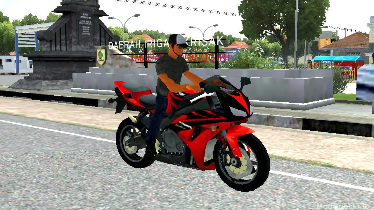 Photo of HONDA CBR 600R 6