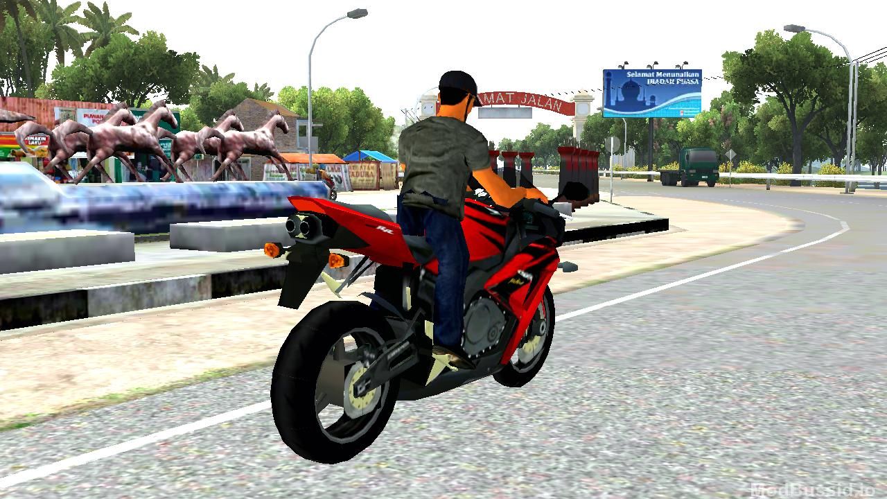 Photo of HONDA CBR 600R 5