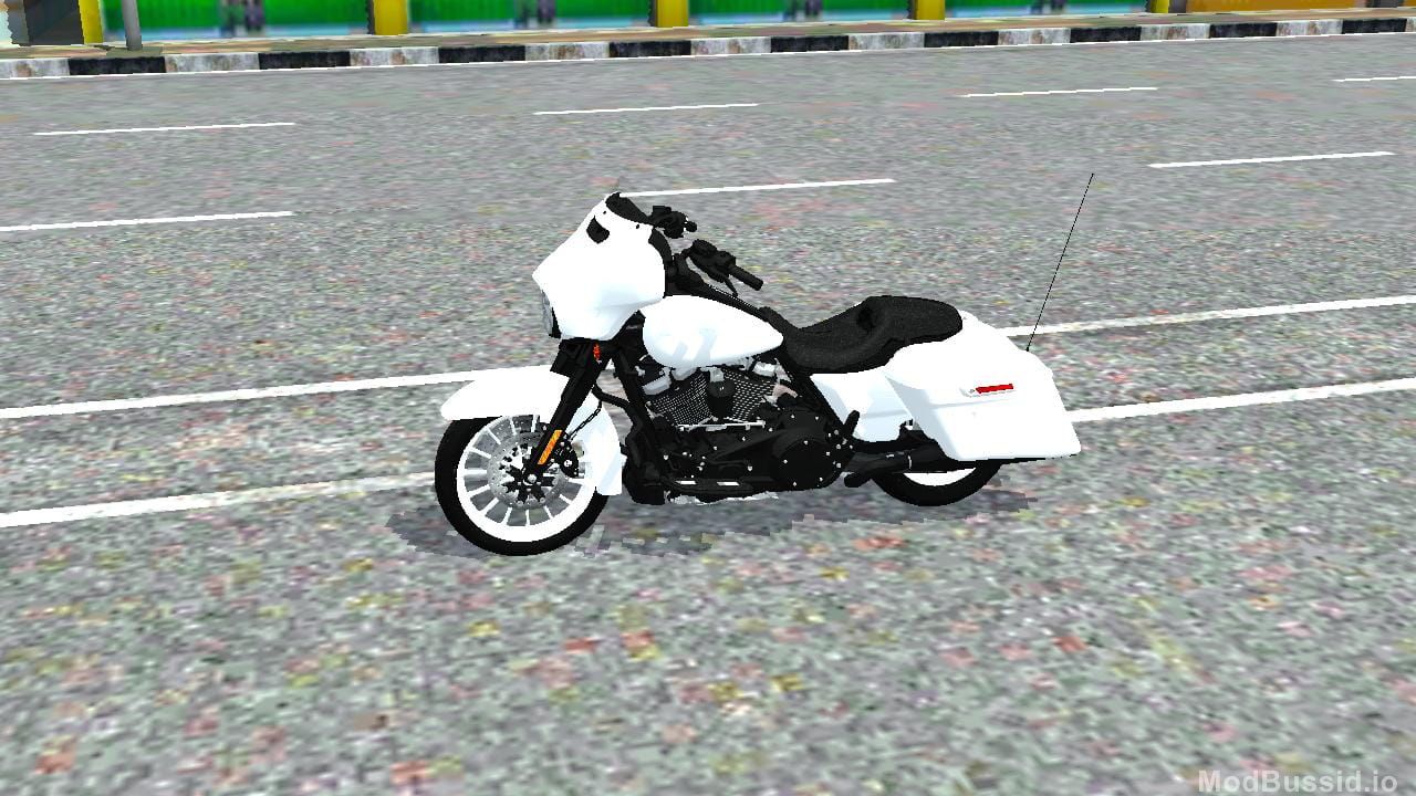 Photo of Harley Davidson FLHXS 1