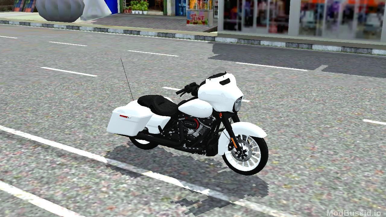 Photo of Harley Davidson FLHXS 6