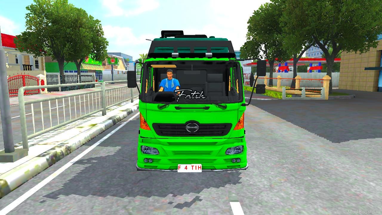 Photo of Hino Lohan Selfloader 1