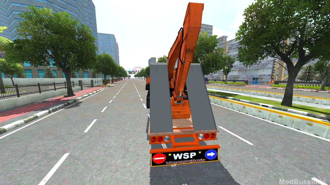Photo of Mitsubishi Fuso Fighter Angkut Excavator 10