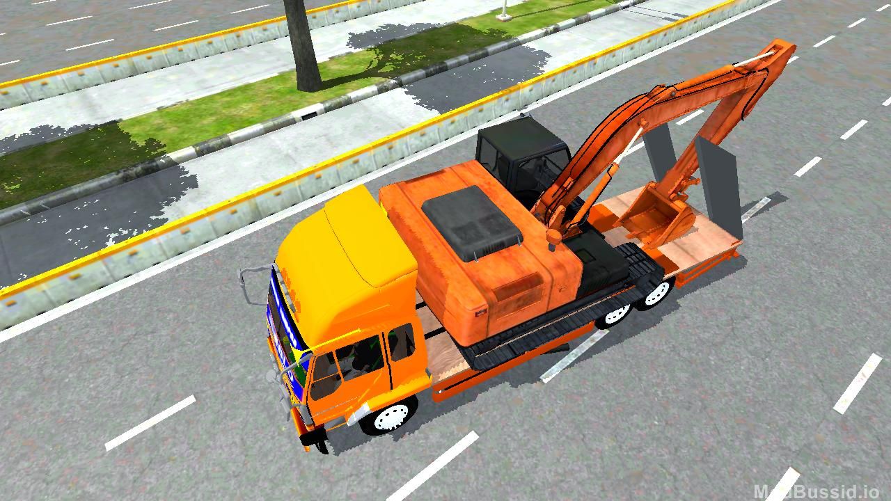 Photo of Mitsubishi Fuso Fighter Angkut Excavator 5