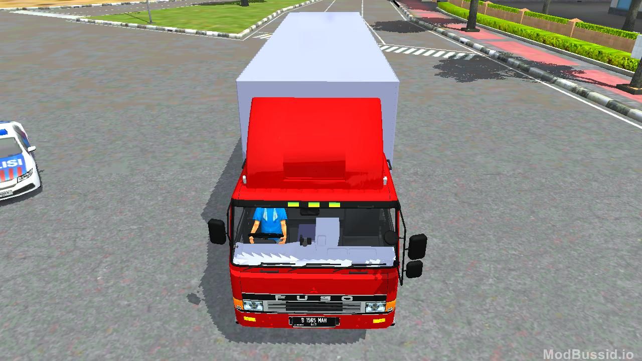 Photo of Mitsubishi Fuso Tronton 3