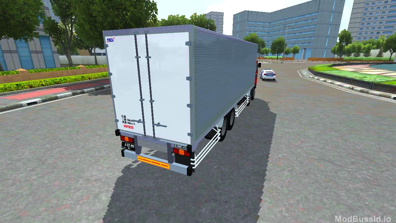 Photo of Mitsubishi Fuso Tronton 6