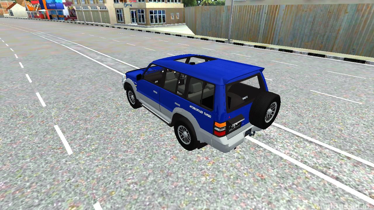 Photo of Mitsubishi Pajero V6 4