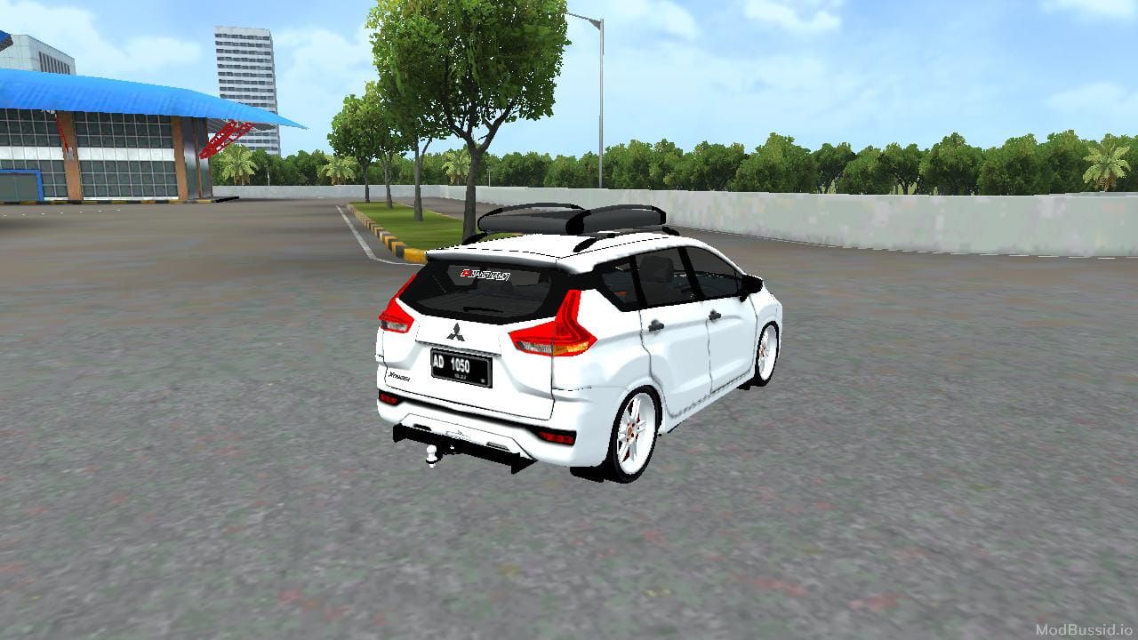 Photo of Mitsubishi Xpander 7