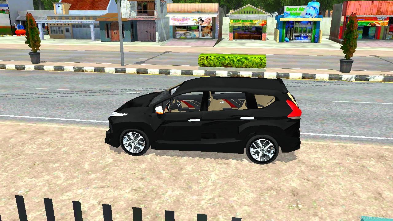 Photo of Mitsubishi Xpander 4