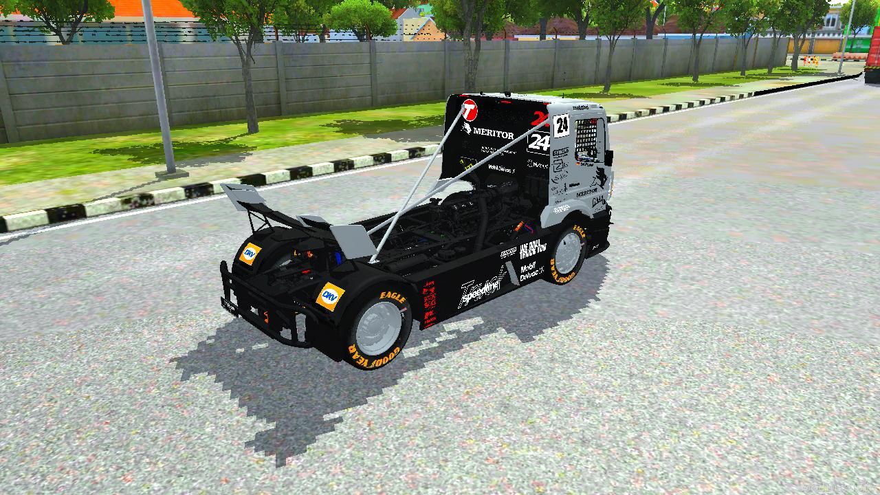 Photo of 2025 Mercedes Benz Racing Truk 6