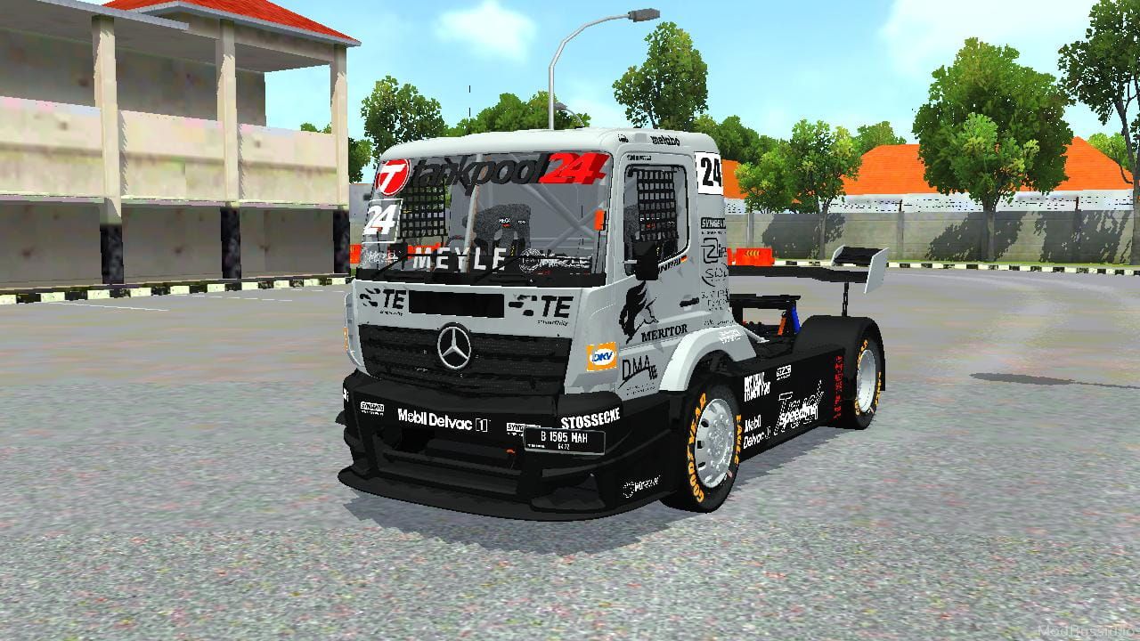 Download Mod Bussid 2025 Mercedes Benz Racing Truk By MAH Channel