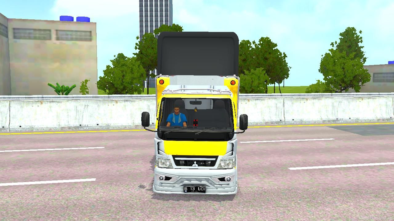 Photo of Canter Custom 13 Budesign 1