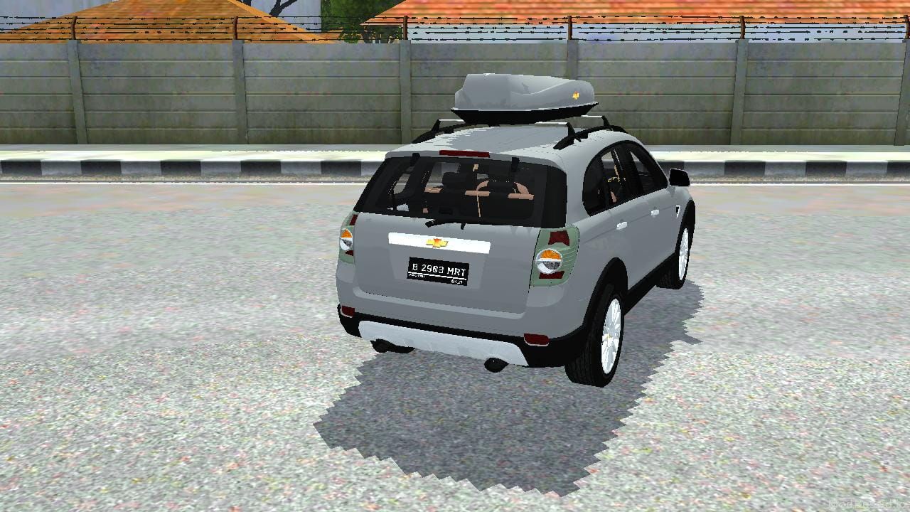 Photo of Chevrolet Captiva With Roofbox 5