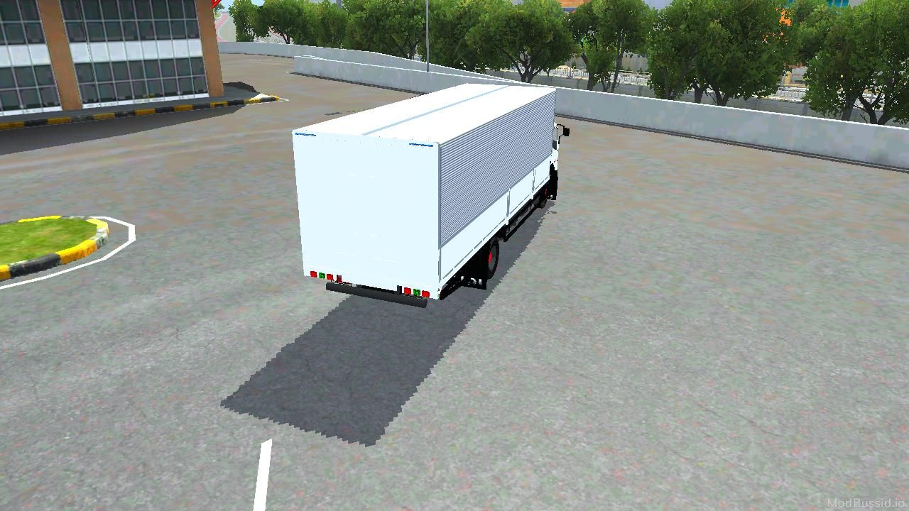 Photo of Isuzu Giga Box 4