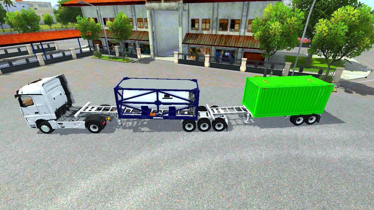 Photo of Mercedes-Benz Actros 4
