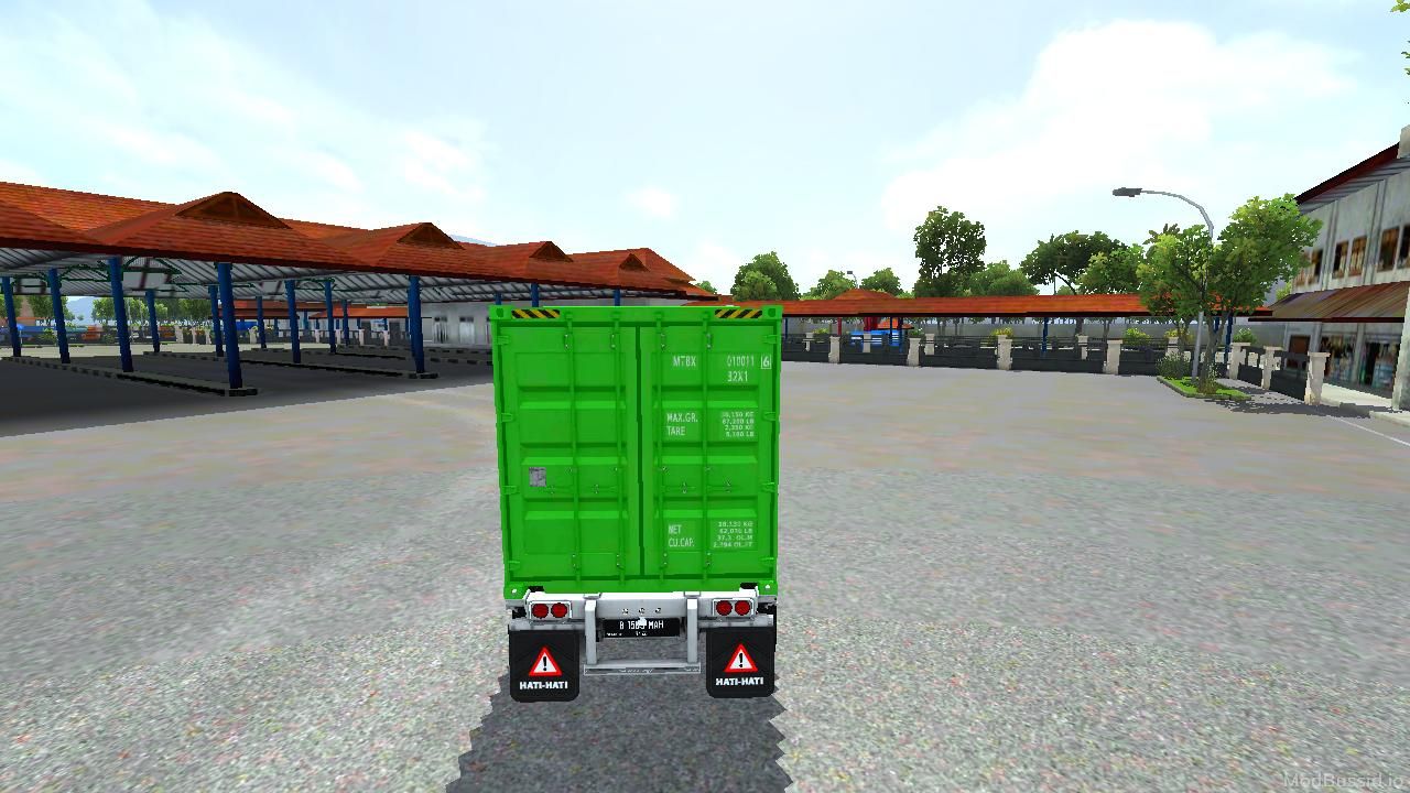 Photo of Mercedes-Benz Actros 8