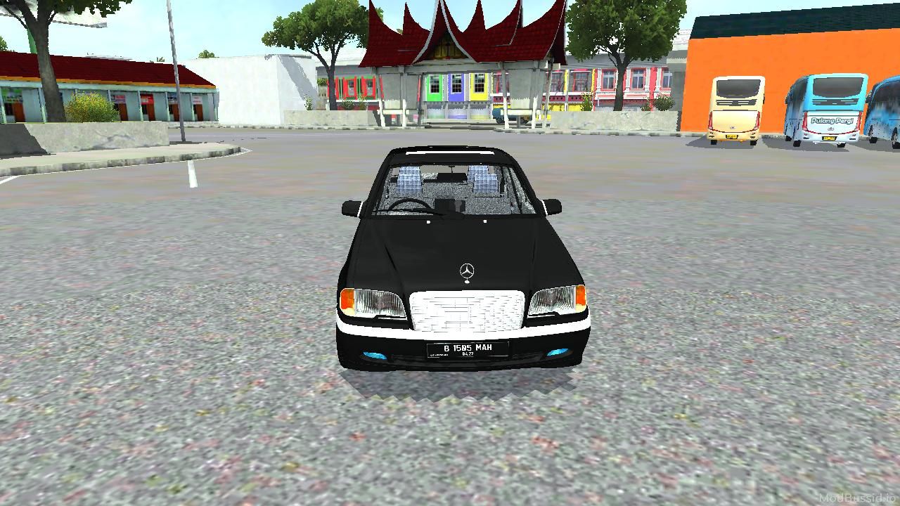 Photo of Mercedes-Benz W202 1