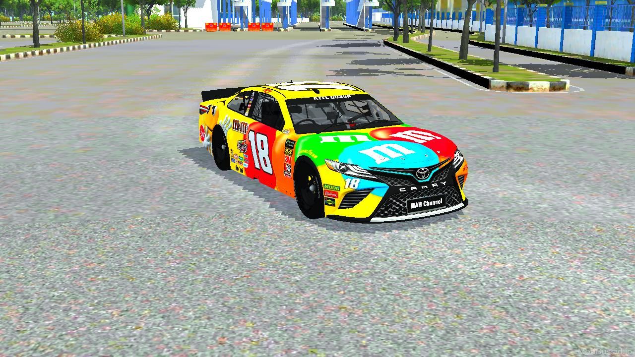 Photo of Toyota Nascar Camry 2