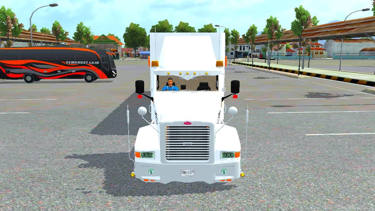Photo of Peterbilt 385 1