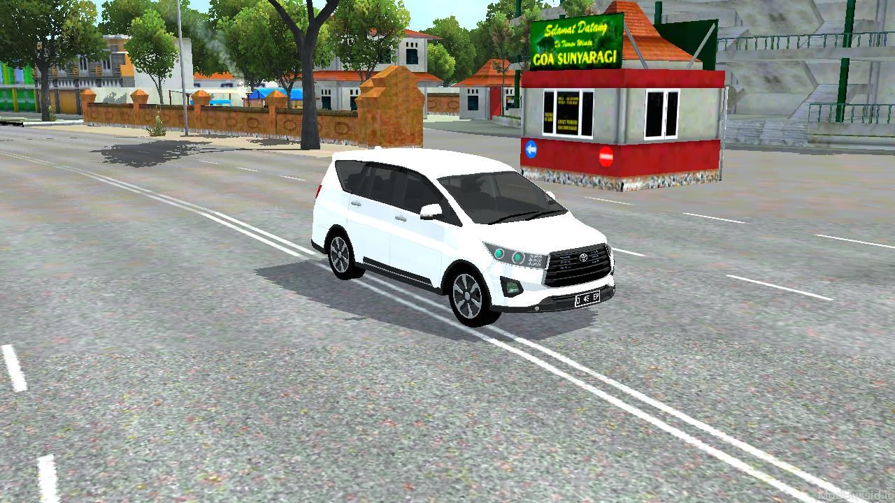Photo of Toyota Innova Venturer 3