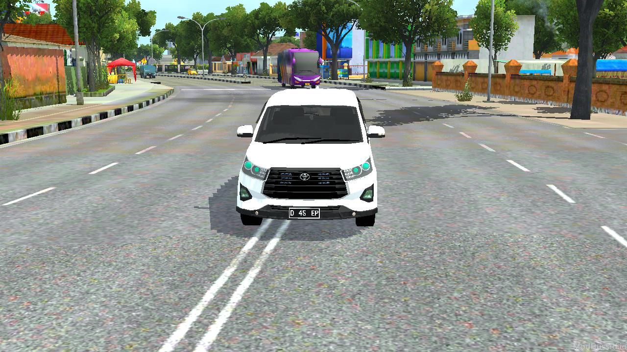 Photo of Toyota Innova Venturer 2
