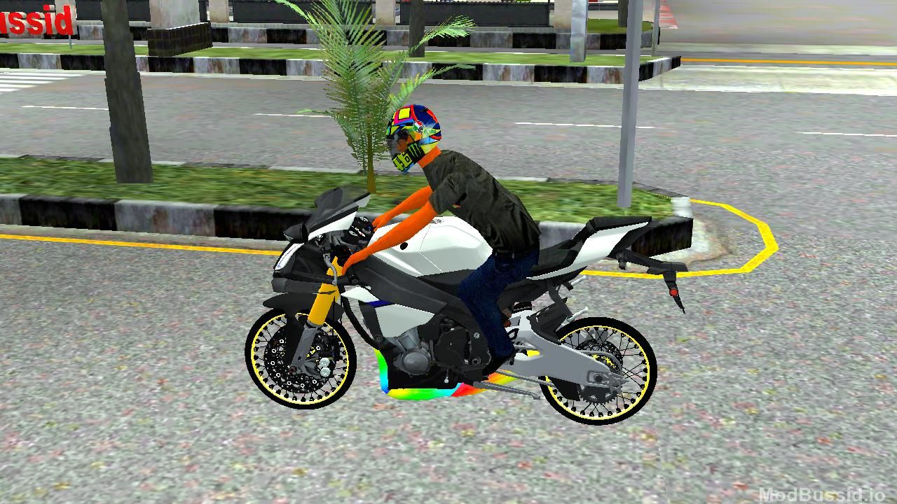 Photo of Yamaha R1M 3