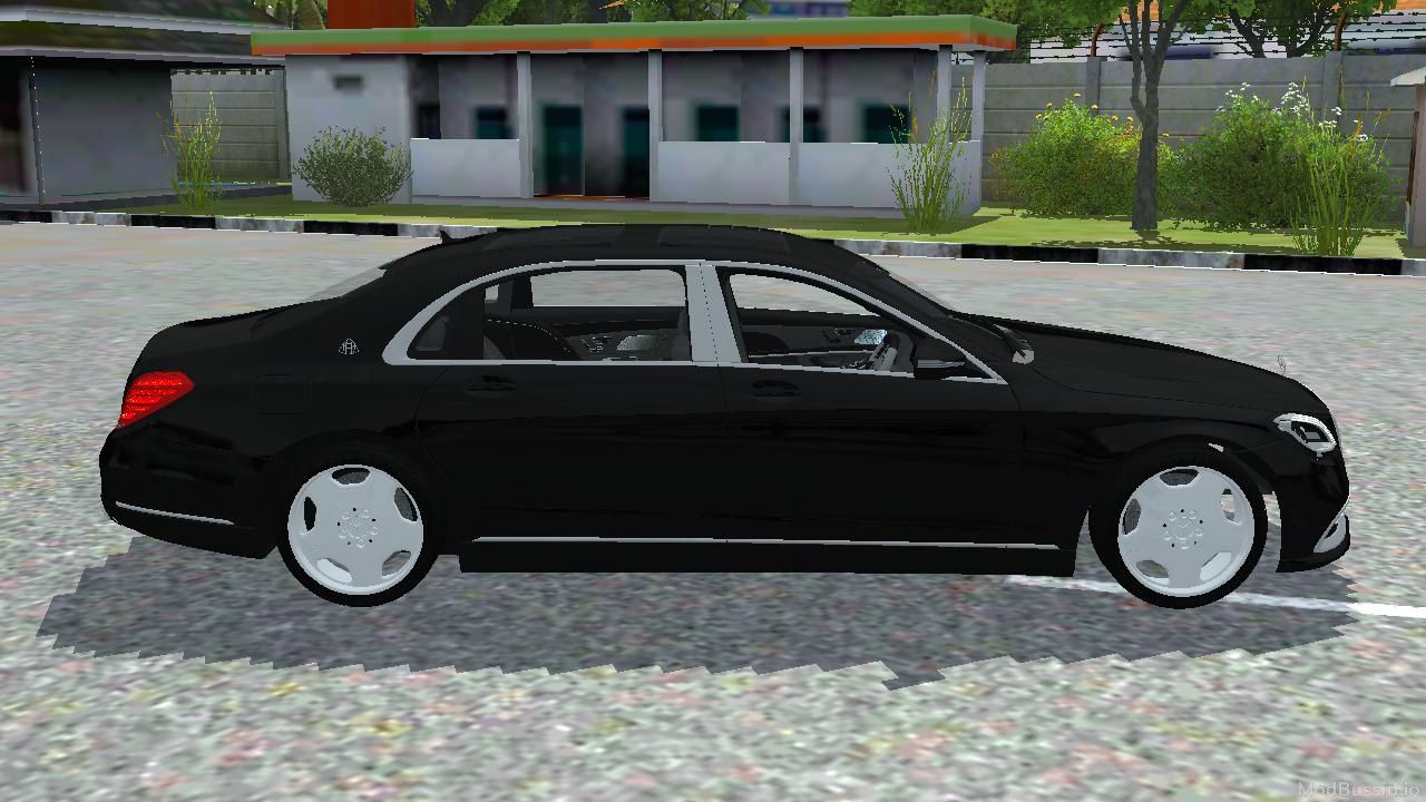 Photo of Mercedes-Benz Mayback S560 3