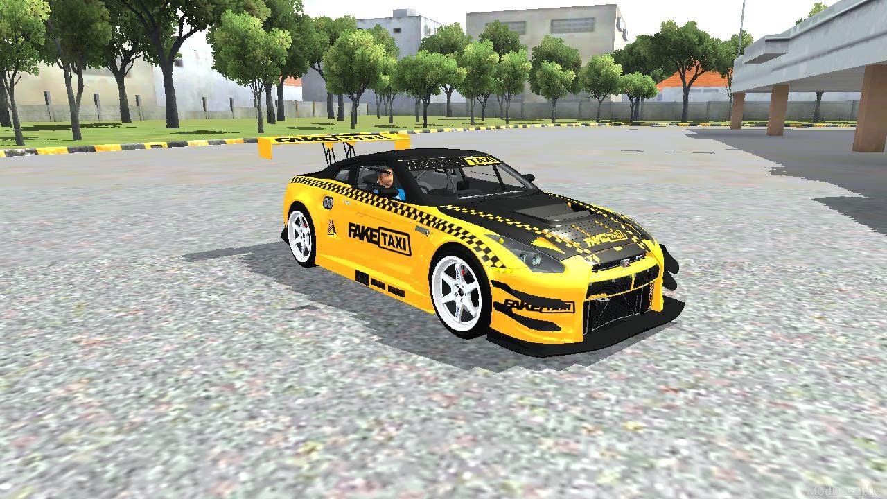 Photo of Nissan GT-R Fake Taxi 2