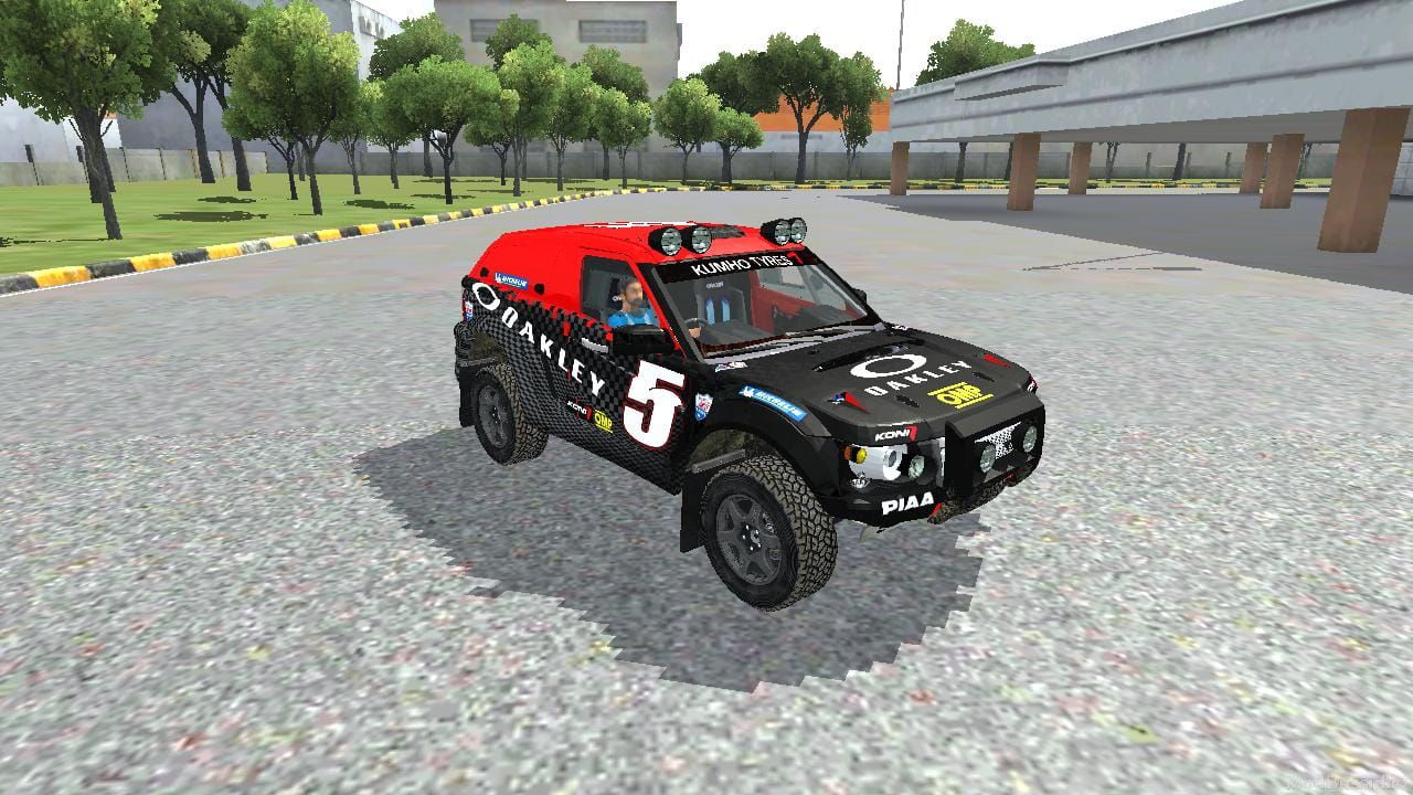 Photo of Range Rover Bowler Nemesis 2