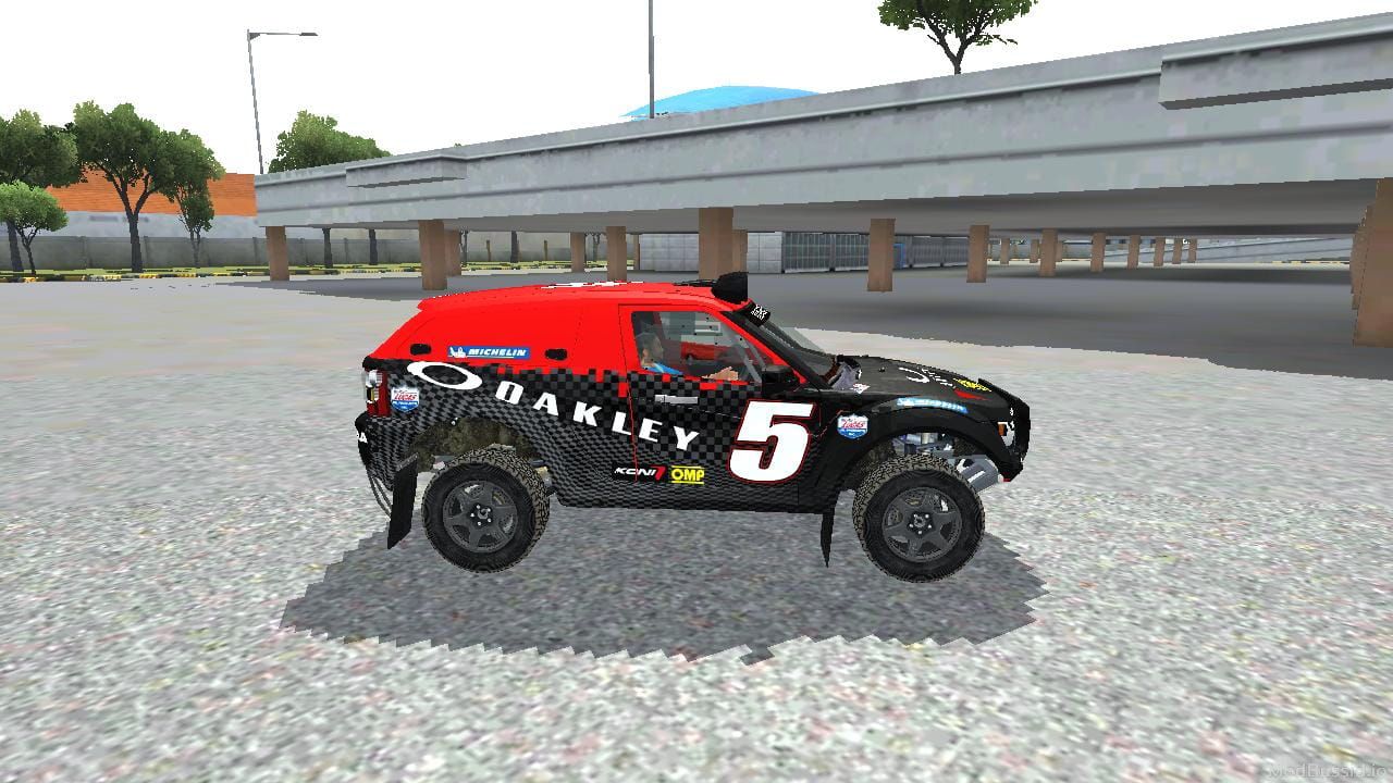 Photo of Range Rover Bowler Nemesis 3