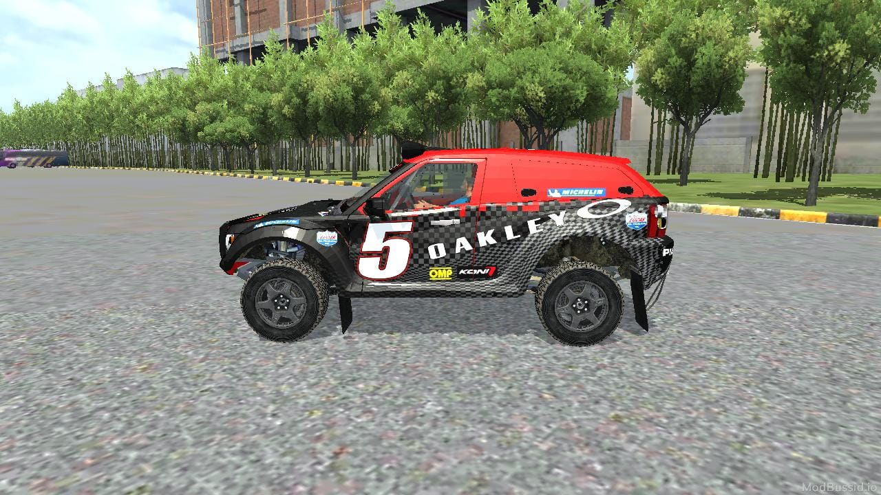 Photo of Range Rover Bowler Nemesis 7