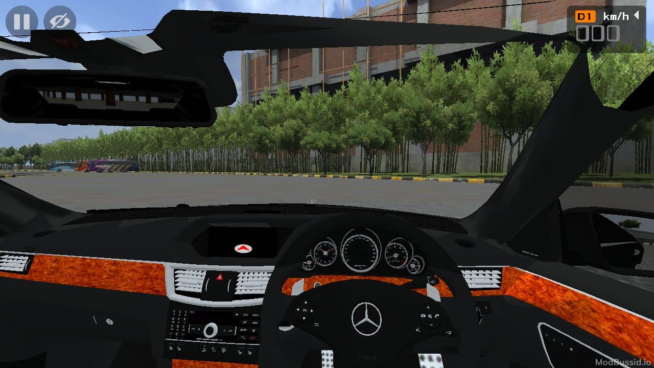 Photo of Mercedes-Benz AMG 10