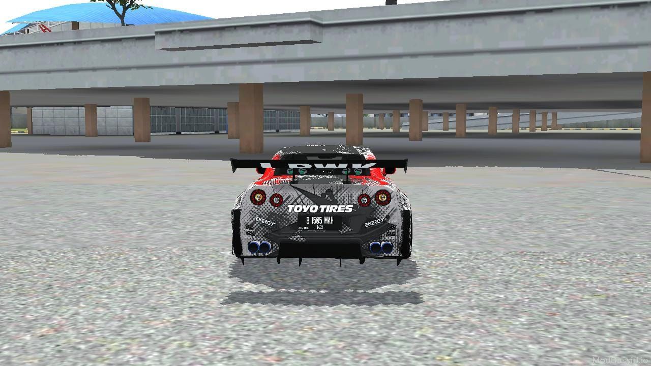 Photo of Nissan GTR R35 Liberty Walk Silhouette 5