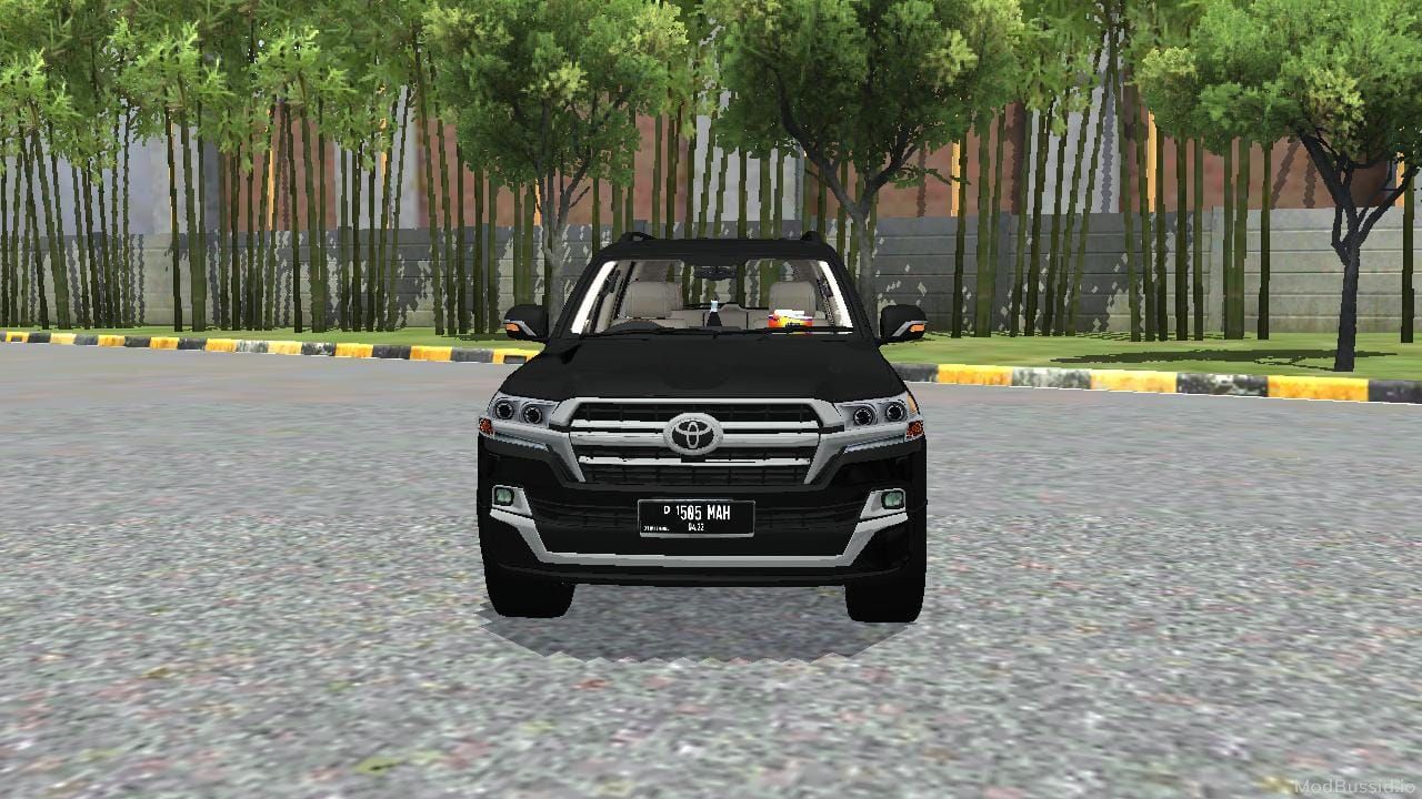 Photo of Toyota Land Cruiser V8 2017 1