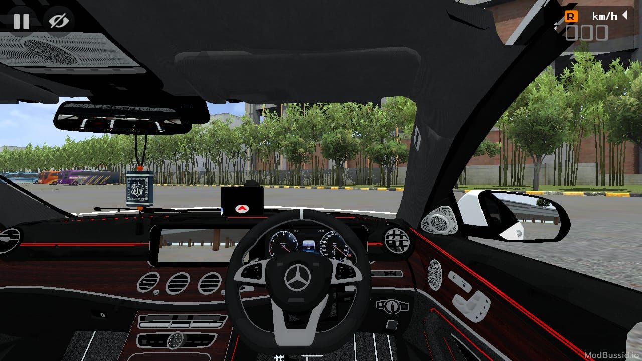 Photo of Mercedes-Benz E-Class 10