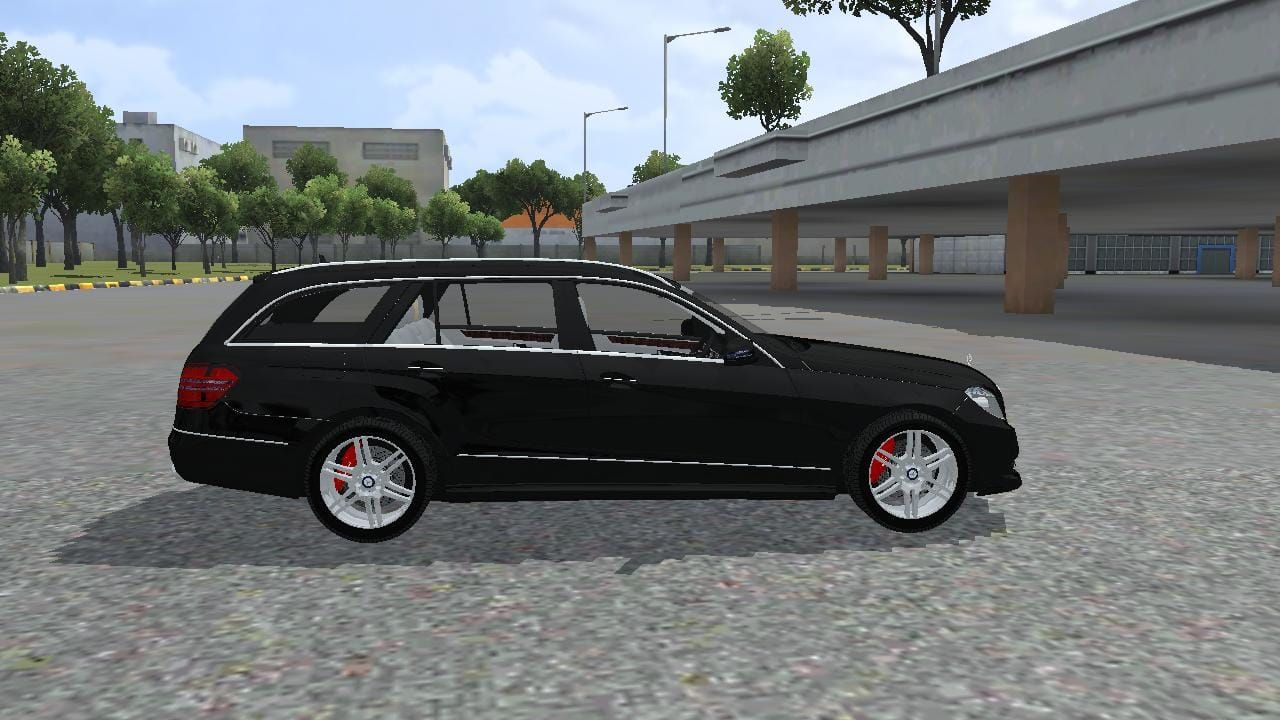 Photo of Mercedes-Benz E300 Estate 3