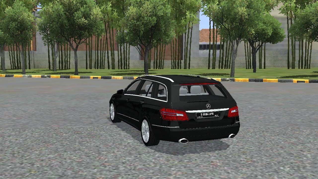 Photo of Mercedes-Benz E300 Estate 6