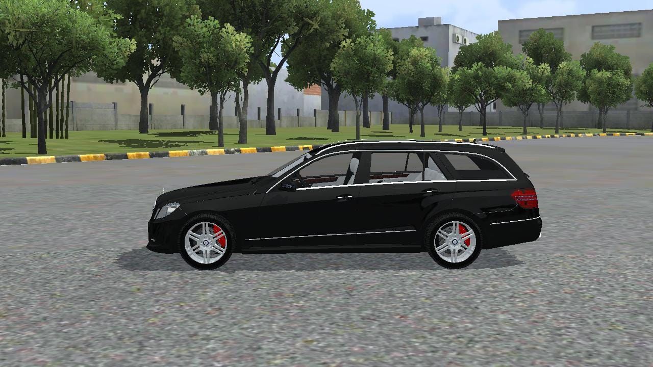 Photo of Mercedes-Benz E300 Estate 7