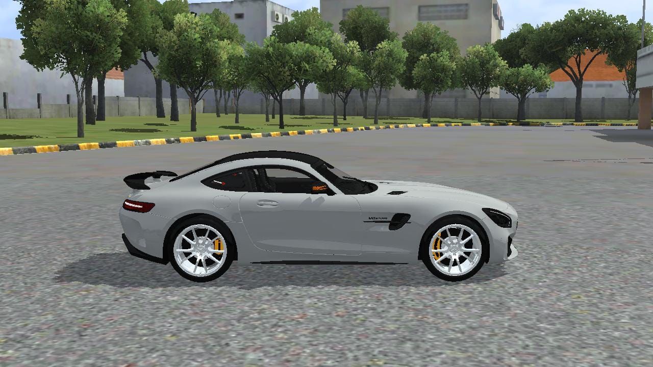 Photo of Mercedez AMG GTR 3