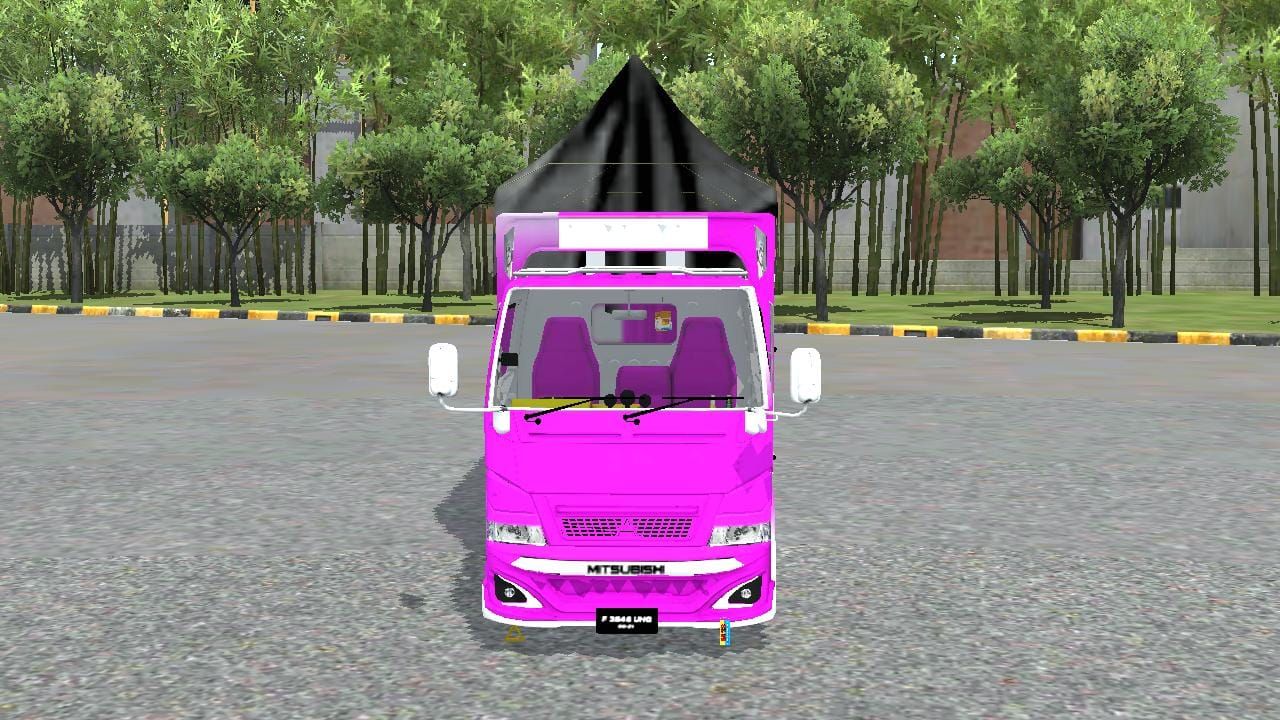 Photo of CANTER M18 1