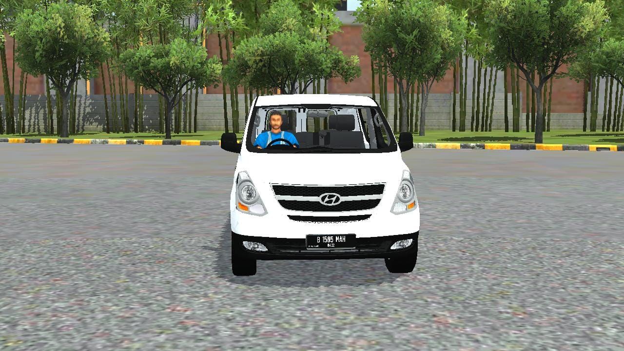 Photo of Hyundai H-1 1