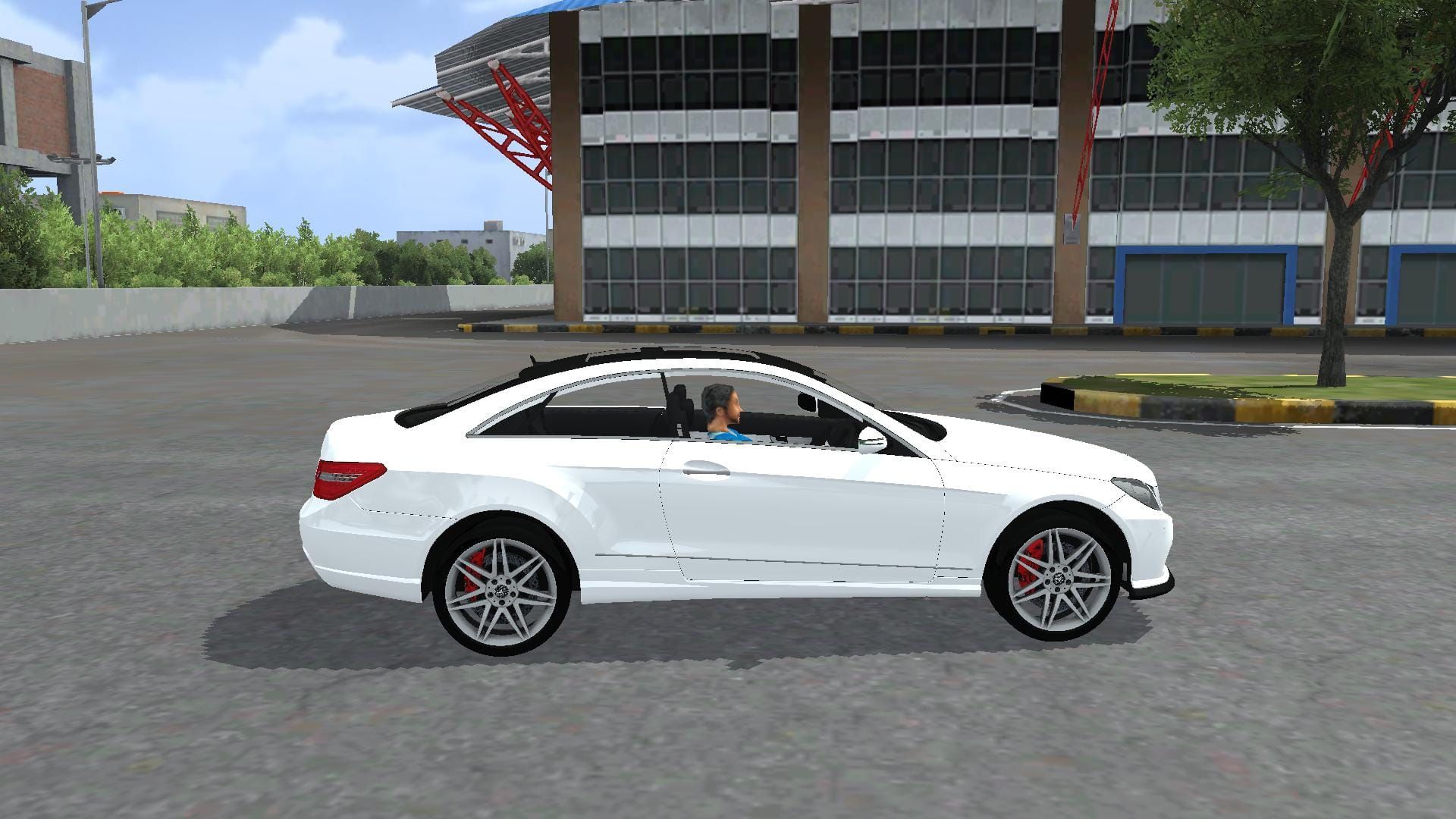 Photo of Mercedes Benz E500 3