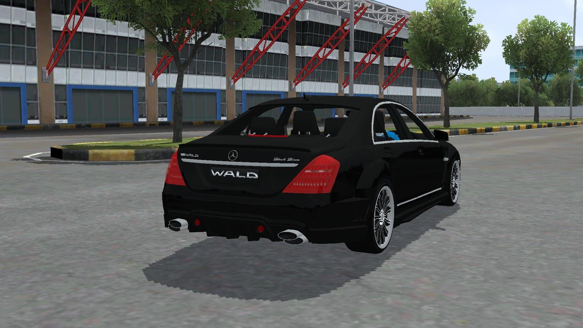 Photo of Mercedes Benz W221 WALD 4