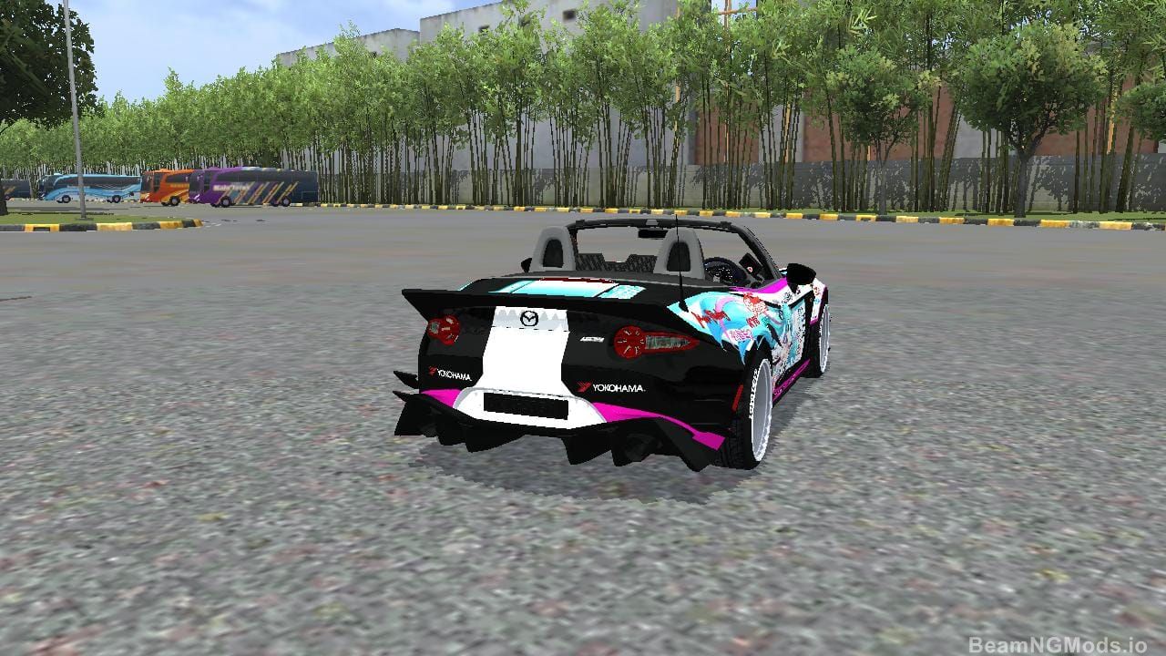 Photo of Mazda MX-5 Miata Custom 4