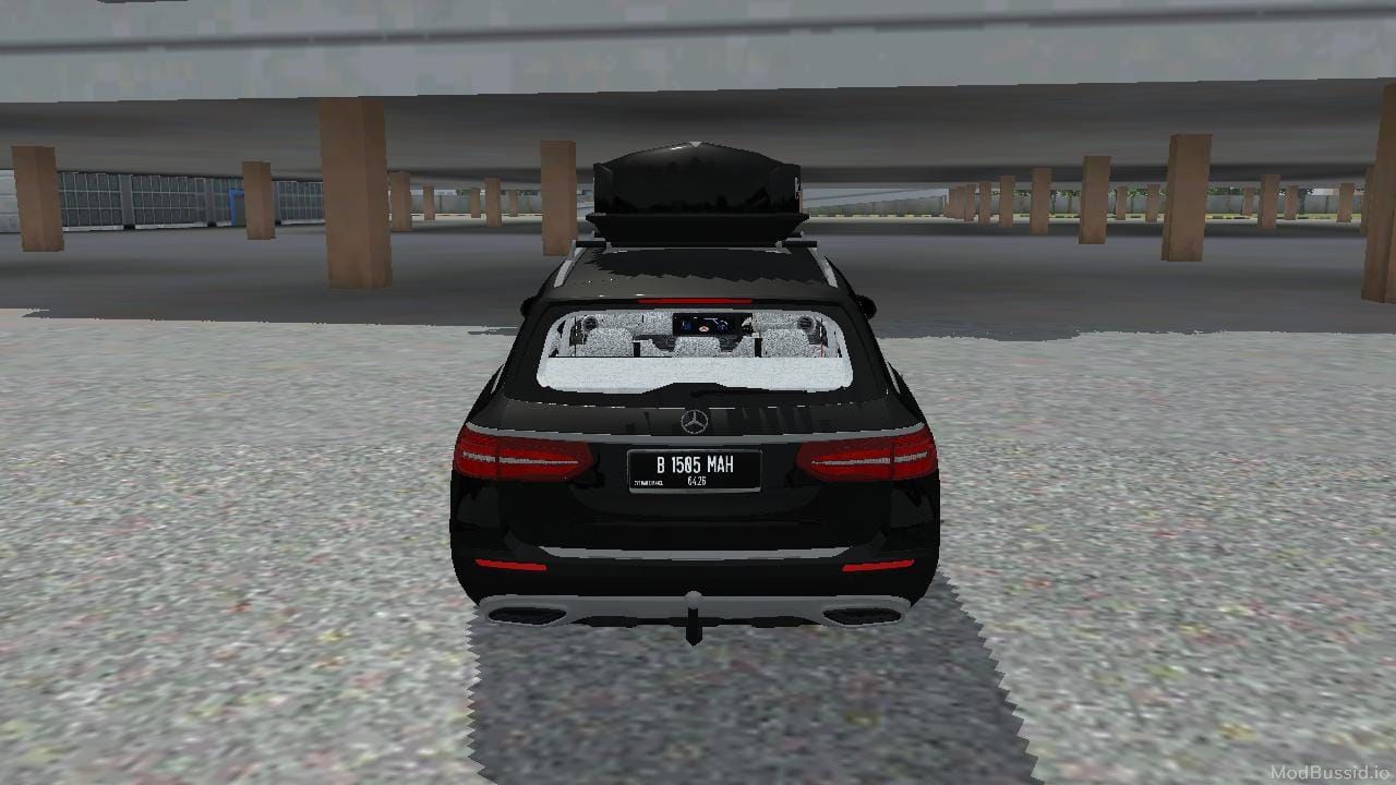 Photo of Mercedes BenZ E350d 5