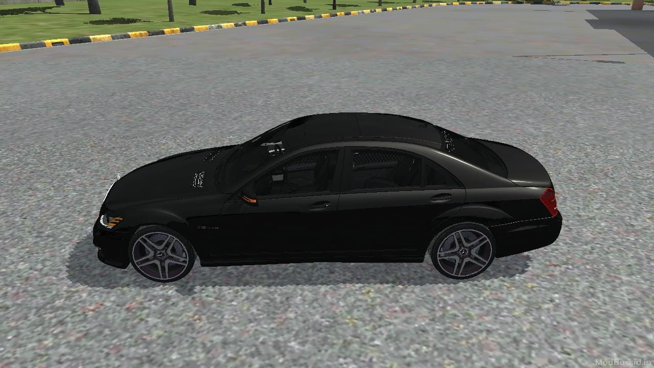 Photo of Mercedes Benz W221 7