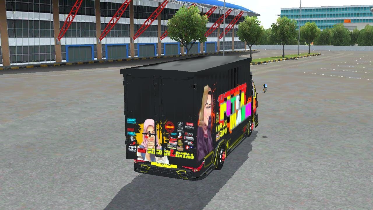 Photo of Mitsubishi Fuso Canter Box 4